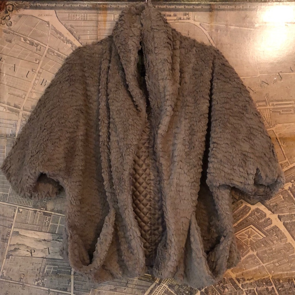 Jolt faux fur beige jacket